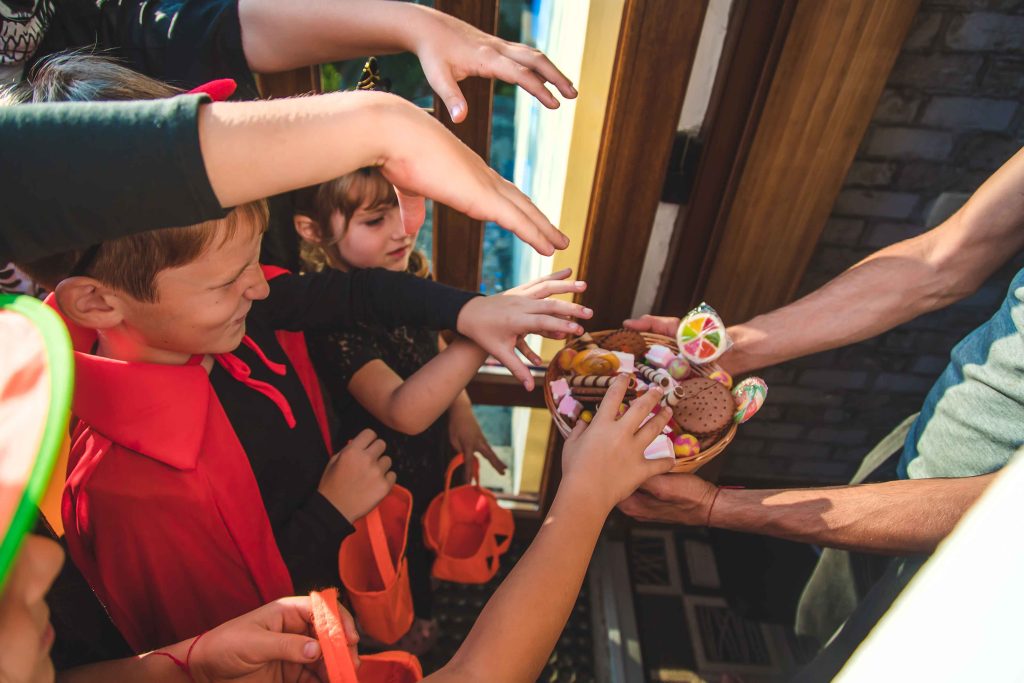 Halloween Trick-or-Treat Safety Tips - SafetyHub